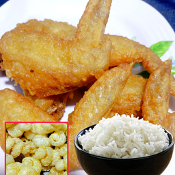 (ชุดสุดคุ้มพิเศษ) ปีกไก่ทอดเกลือ 7 ชิ้น + ข้าวสวย + แคปหมู