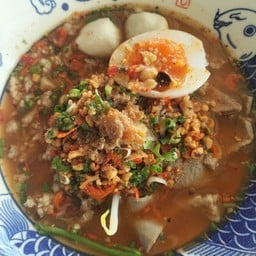 ร้านละมุนลิ้น สี่แยกไฟแดงมหาวิทยาลัยราชภัฏนครปฐม