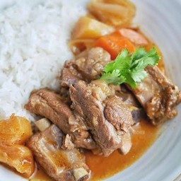 (เล้งแซ่บ by พร) ข้าวซี่โครงหมูตุ๋น