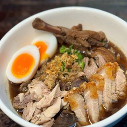 ก๋วยเอี๊ยม (ก๋วยเตี๋ยวรวมพิเศษ)