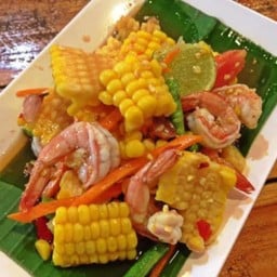 ตำไทยข้าวโพดกุ้งสุก
