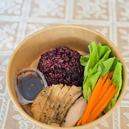 Riceberry rice Chicken spicy ข้าวไก่สไปซี่ ไรซ์เบอรี่