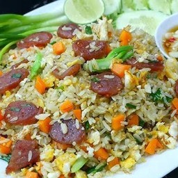 ข้าวผัดกุ้นเชียงหมู(อาหารนานาชาติ)
