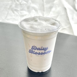 Fresh Milk ( นมสด )