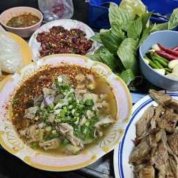 ร้านลาบจ่ารุ่ง จรัญฯ37