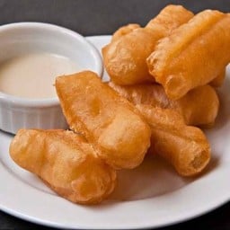 ปาท่องโก๋ น้ำเต้าหู้ คุณแม่