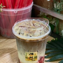 ลาเต้สตอเบอรี่