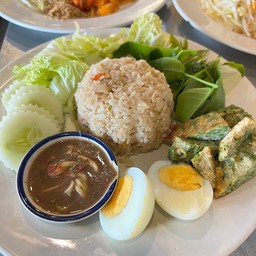 ข้าวผัดน้ำพริกกะปิ