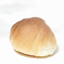 ชิโอะปัง (ขนมปังโรยเกลือ)