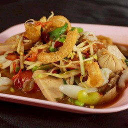 คิม เค้ก ไก่ย่างส้มตำ