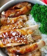 ข้าวหน้าไก่เทริยากิ