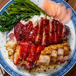 ข้าวสามสหายพิเศษ