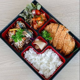[ร้านIzakaya] Bento หมูทงคัตสึ