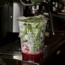 มัจฉะ สตรอวเบอรี่