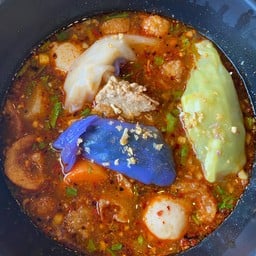 ก๋วยเตี๋ยวปากหม้อ by mom นครราชสีมา