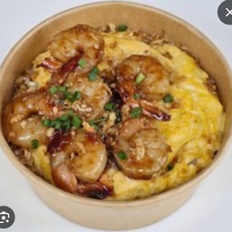 ข้าวกุ้งผัดกระเทียมไข่ข้น