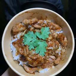 ห่อข้าว - กระเพราไข่ข้น ไข่ขยี้