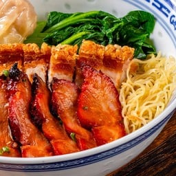 บะหมี่หมูแดง+หมูกรอบพิเศษ