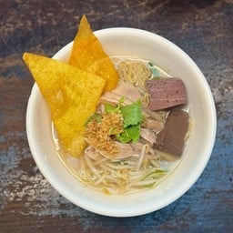 ก๋วยเตี๋ยวไก่ฉีก