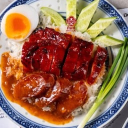 ข้าวหมูแดงพิเศษ