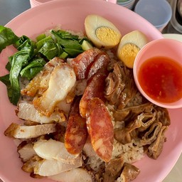 ข้าวหมูกรอบไส้หมู