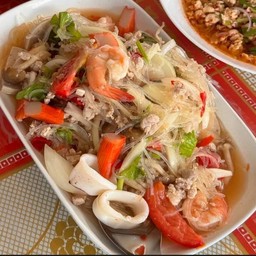 ยำวุ้นเส้นทะเล