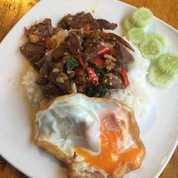 กะเพราเนื้อเปื่อย