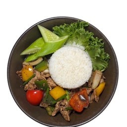 ข้าวผัดพริกไทยดำหมู