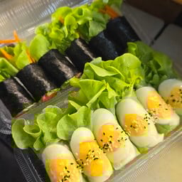 โปร!! เซ็ทคู่ 2 กล่อง ปูอัดห่อสาหร่าย + โรลไข่ต้ม