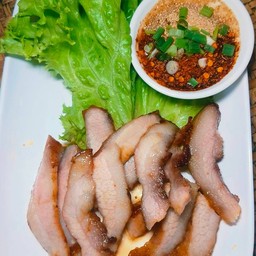 คอหมูย่าง