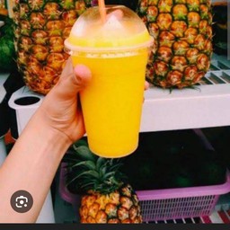 สับปะรดสมูทตี้
