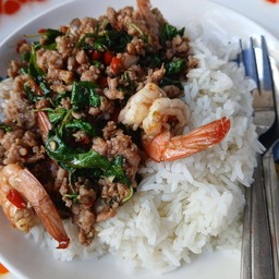 กะเพราหมู-กุ้ง