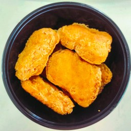 นักเก็ตไก่ 8 ชิ้น