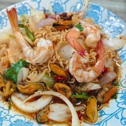 ร้านยำพริกคั่ว@ห้างเยส