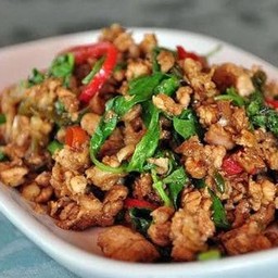 (กับ)กะเพราหมูสับ Pad Kra Pao Pork