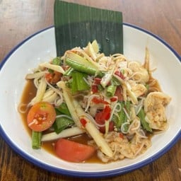 ยำซั่วตีนไก่