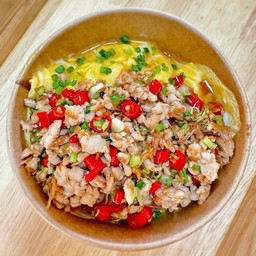 ข้าวไข่ข้น(ไข่ 2 ฟอง) หมูสับผัดพริกเกลือ