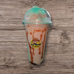 นมสดสตอเบอร์รี่ปั่น