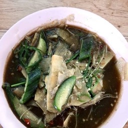 แกงหน่อไม้สดปลาร้า