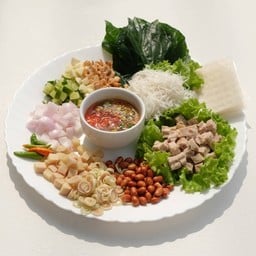 เมี่ยงหมูยอ
