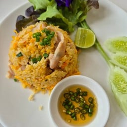 ข้าวผัดหมู