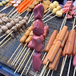 ไส้กรอกแดง