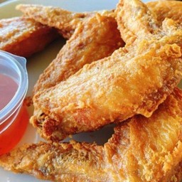 ปีกไก่ทอดน้ำปลา
