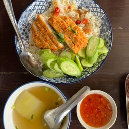 ข้าวมันไก่ทอด