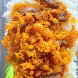 ข้าวสันคอหมูทอด