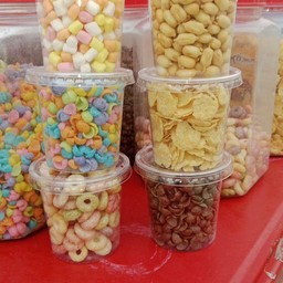 แครกเกอร์ราดนมเหนียว