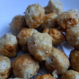 สมหวัง ลูกชิ้น เนื้อหมู&เนื้อวัว โรบินสัน สมุทรปราการ