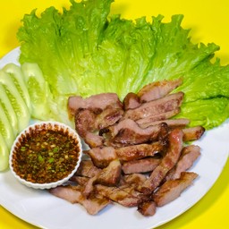 คอหมูย่าง