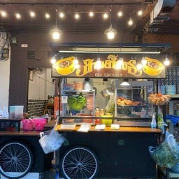 ลาบยโสธร สามเหลี่ยมดินเเดง