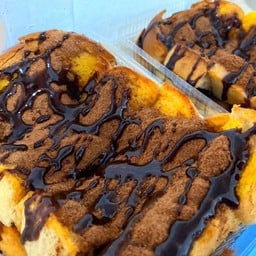 ปังปิ้งเนยนมโอวัลตินราดช็อกโกแลต (2แผ่น)